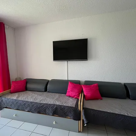 Bord De Avec Piscine