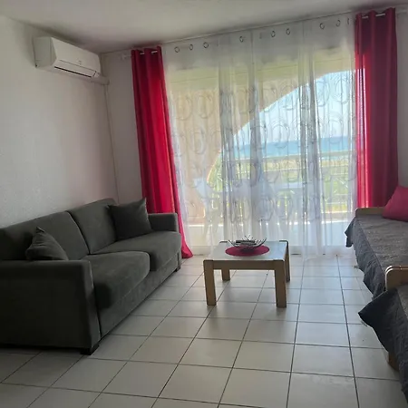 Апартаменты Bord De Avec Piscine