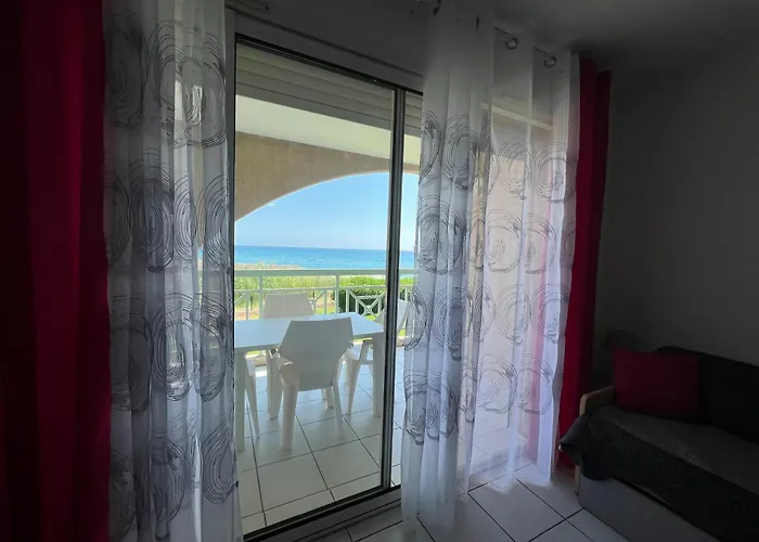 Bord De Avec Piscine